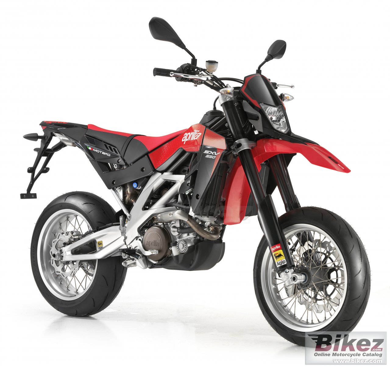 Big Aprilia sxv 5.5 picture and wallpaper from Bikez.com